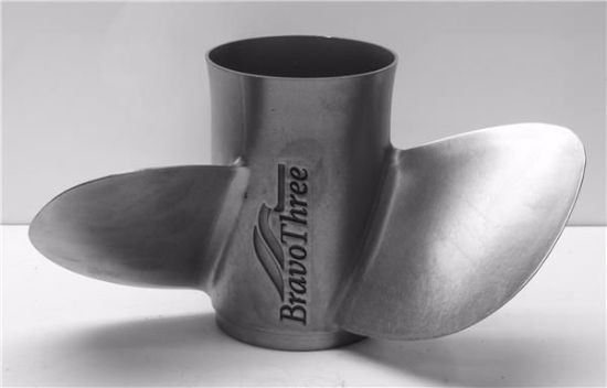 Picture of Mercury-Mercruiser 48-831868A60 Bravo 3 14 1/4 x 30 Pitch RH Old Style Prop